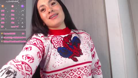 Millie bobby online show from 12-24-24, 02:33