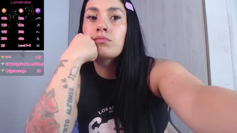 Millie bobby online show from 01-02-25, 05:50