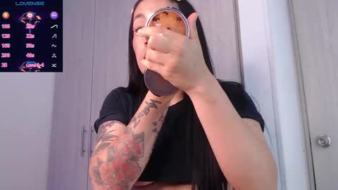 Millie bobby online show from 03-12-25, 01:51