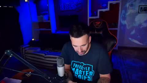 Snapshot of elfetas chatting on 09-29-25, 04:34 elfetas online show from 09-29-25, 04:34