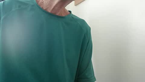 Snapshot of elfyonee chatting on 09-09-25, 07:41 elfyonee online show from 09-09-25, 07:41