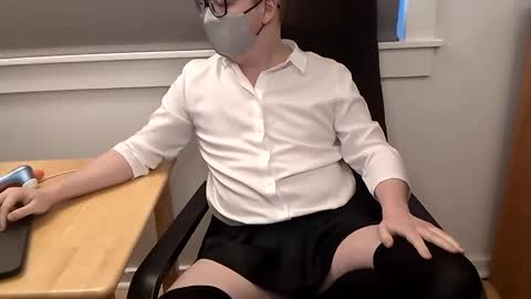 Elias online show from 02-09-25, 08:56