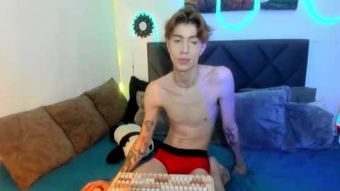 eliann_adam online show from 12-18-25, 09:59