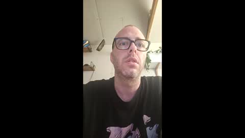 Beni Damour online show from 01-18-26, 04:44