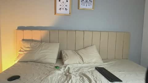 elier_jhonson1 online show from 02-28-26, 03:02