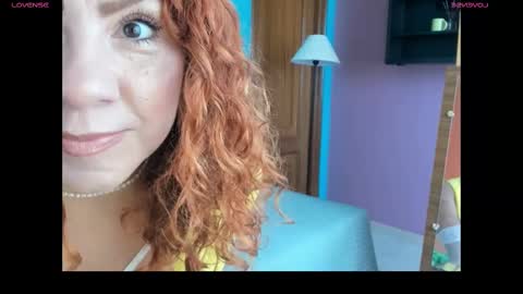 elifgirasol online show from 02-24-25, 10:26