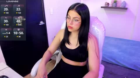 Eliie online show from 12-15-24, 03:56