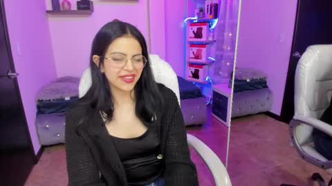 Eliie online show from 02-22-25, 08:18