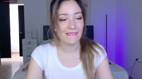 eliiih_ online show from 09-17-25, 05:58