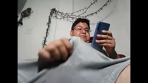 Snapshot of elimposstor chatting on 12-03-24, 03:09 elimposstor online show from 12-03-24, 03:09