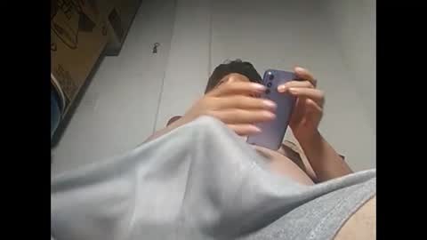 Snapshot of elimposstor chatting on 02-07-25, 01:01 elimposstor online show from 02-07-25, 01:01