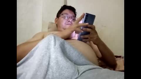 Snapshot of elimposstor chatting on 11-05-25, 02:17 elimposstor online show from 11-05-25, 02:17