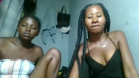 elina981 online show from 02-08-26, 09:40