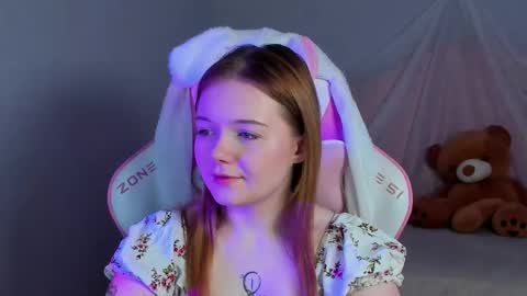 elinavale online show from 03-11-26, 07:14