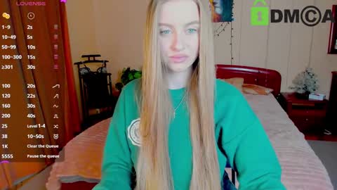 elinor_faith online show from 01-03-25, 12:19