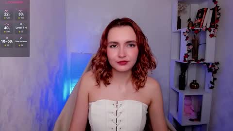 Snapshot of elis_cherry chatting on 10-08-25, 02:09 Elis online show from 10-08-25, 02:09