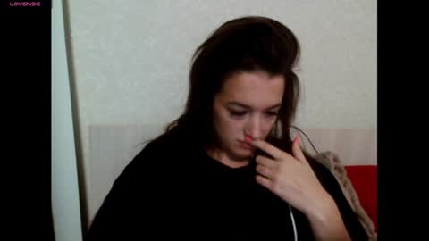 elisa_dove208 online show from 10-05-25, 01:42