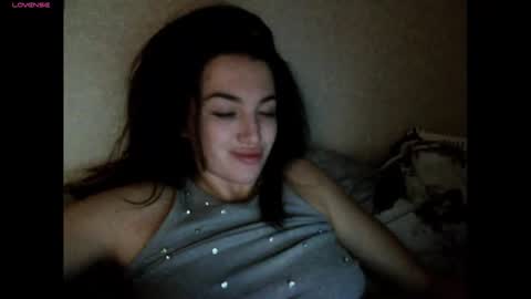 elisa_dove208 online show from 01-06-26, 12:36