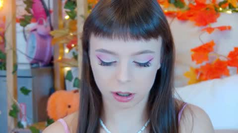 ElisabethDavis online show from 10-24-25, 03:41