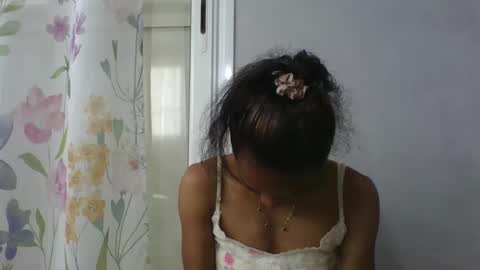 Snapshot of elisacich chatting on 02-28-26, 04:35 elisacich online show from 02-28-26, 04:35