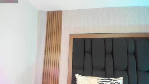 ELISE LEYTON online show from 01-09-26, 07:04