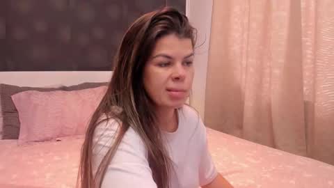 Elly online show from 11-04-25, 08:57