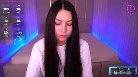 Snapshot of elisevelour chatting on 11-27-25, 02:08 elisevelour online show from 11-27-25, 02:08