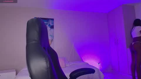 ELIZA online show from 10-17-25, 11:57