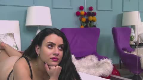 Eliza online show from 02-15-25, 02:33