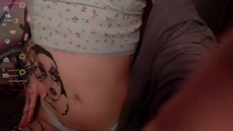 Snapshot of eliza_sadcat chatting on 11-25-25, 04:07 Elizabeth online show from 11-25-25, 04:07