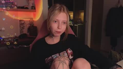 Elizabeth online show from 12-03-25, 09:35