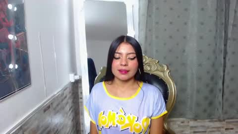 Snapshot of elizabetcooper chatting on 02-06-25, 07:40 Elizabeth online show from 02-06-25, 07:40