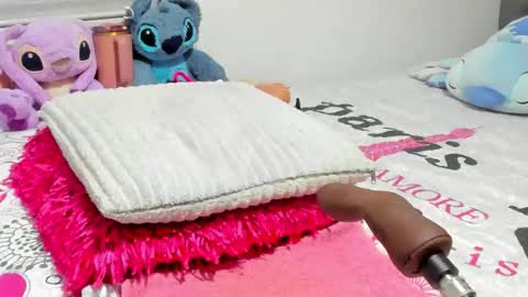 Snapshot of elizabeth_18_ chatting on 01-16-26, 03:10 ELIZA online show from 01-16-26, 03:10