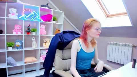 Elizabeth online show from 01-03-25, 04:33