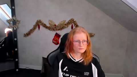 Elizabeth online show from 01-14-25, 08:31