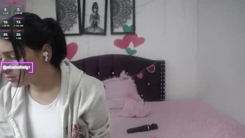 Elizabeth   online show from 02-17-25, 12:38