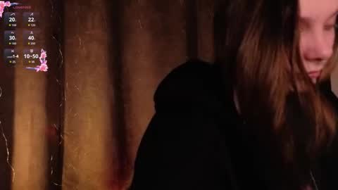 Elizabeth online show from 02-25-26, 01:15