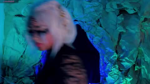 Snapshot of elizabethbennett_ chatting on 10-31-25, 02:12 Call me Eli online show from 10-31-25, 02:12