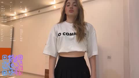 Snapshot of elizabethrabin chatting on 02-23-26, 05:10 Mia online show from 02-23-26, 05:10