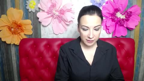 ElizabethSho online show from 12-02-25, 06:25