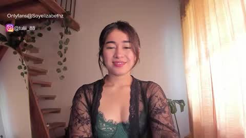 Snapshot of elizabethz chatting on 11-20-25, 04:40 Tuli online show from 11-20-25, 04:40