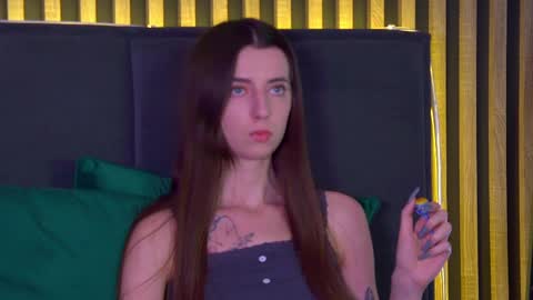 Snapshot of elizabetwilsoon chatting on 01-16-25, 08:22 Elizabet online show from 01-16-25, 08:22