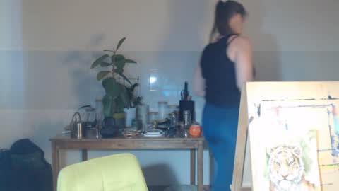 Eliekind online show from 01-25-25, 05:29