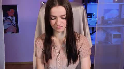 Snapshot of elizzza_ chatting on 10-21-25, 05:19 elizzza_ online show from 10-21-25, 05:19