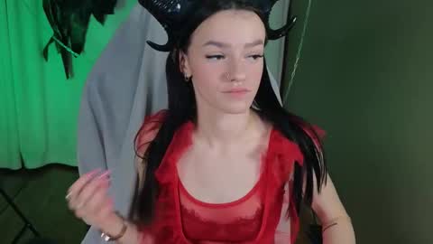 Snapshot of elizzza_ chatting on 10-31-25, 05:41 elizzza_ online show from 10-31-25, 05:41