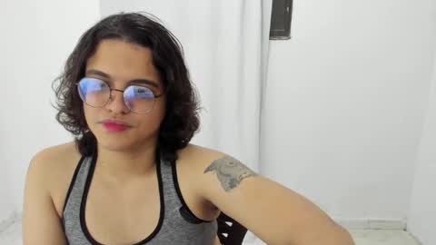 Diana online show from 12-22-25, 10:40