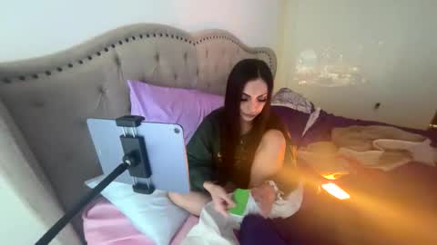 ella_ella_ella_ay online show from 11-26-25, 03:57