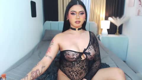 HI ITS ME ELLA online show from 02-24-25, 03:20