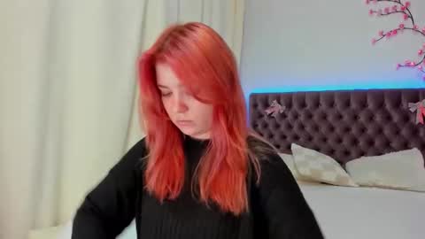 Ella Mayers online show from 10-05-25, 12:14