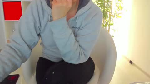 ella_squirt online show from 03-06-25, 08:30